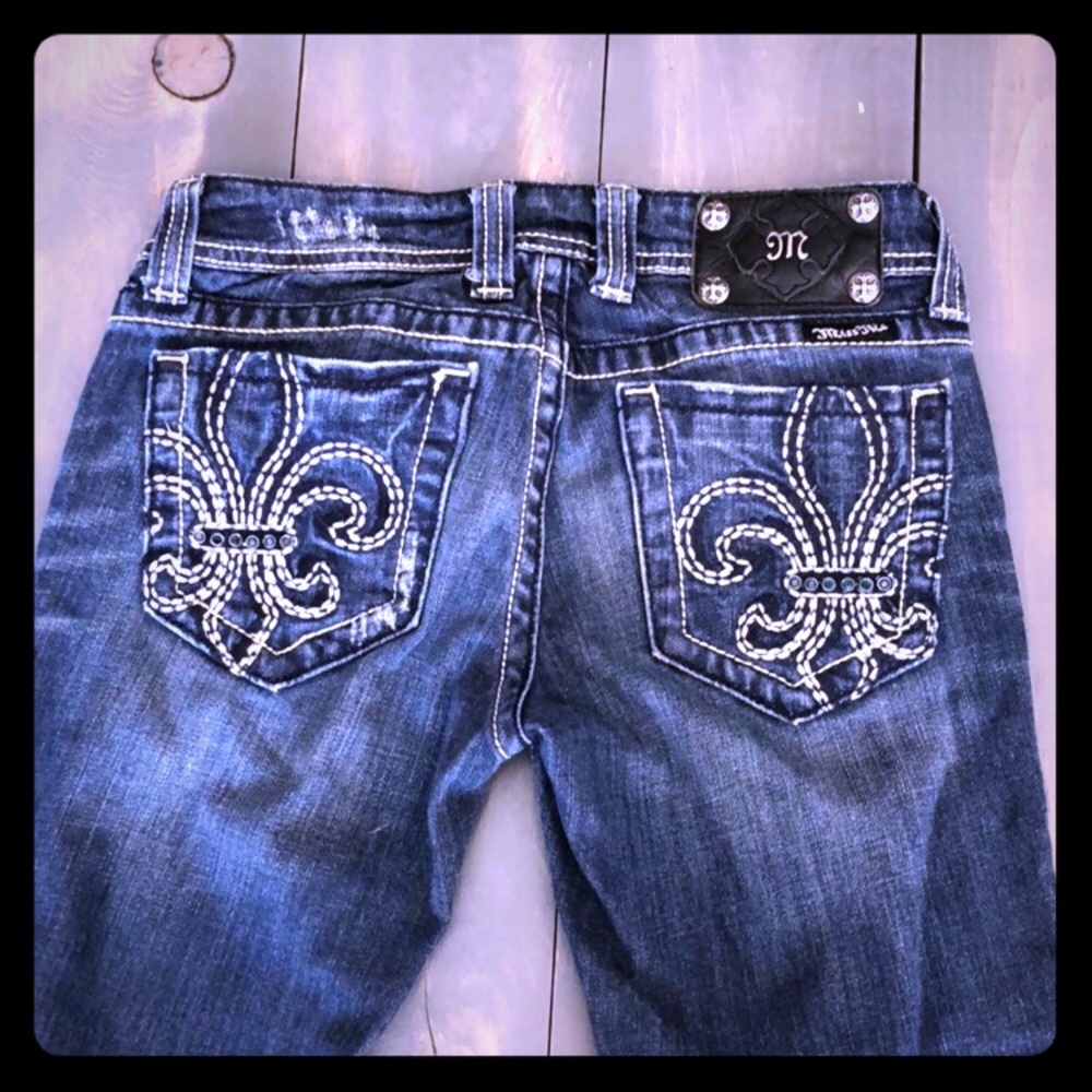 Women’s miss me jeans size 26 boot cut